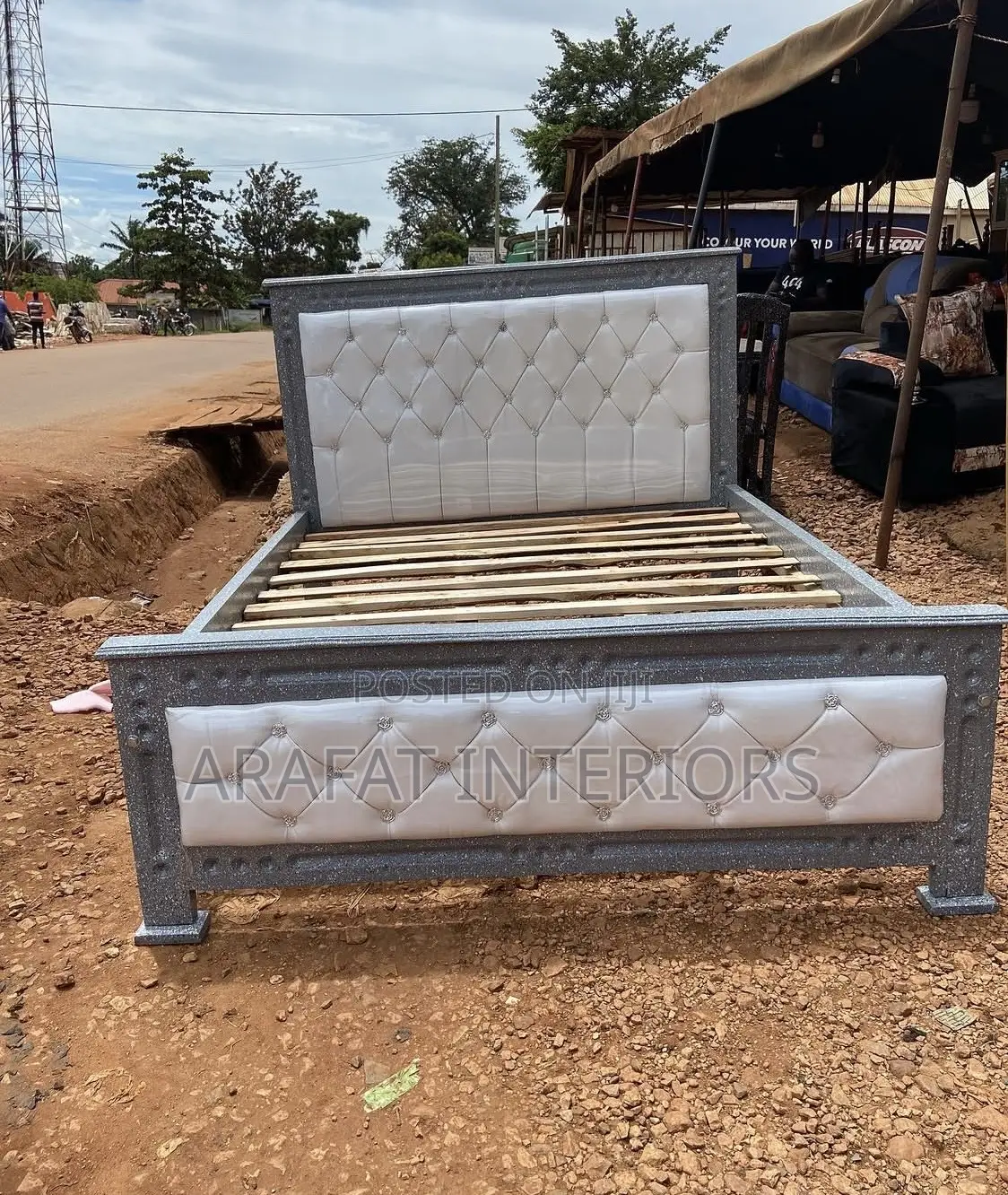 Stunning Luxury King Bed Frame in Excellent Condition!