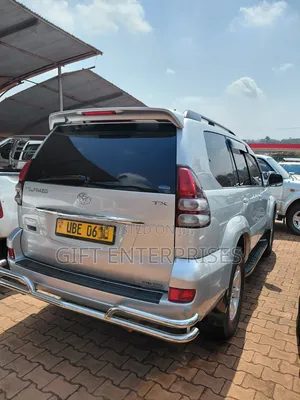 Toyota Land Cruiser Prado 2009 Silver