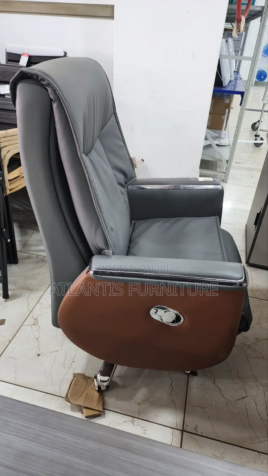 Executive Workers Desk With Chair