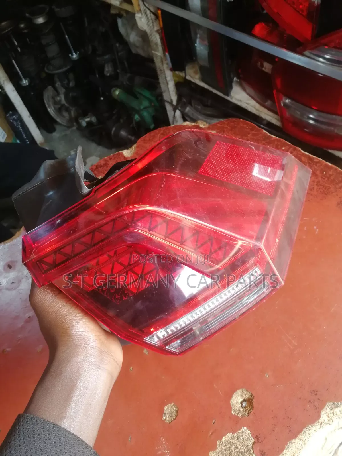 Back/Rear Lights for Volkswagen Tiguan Model 2015-2020.