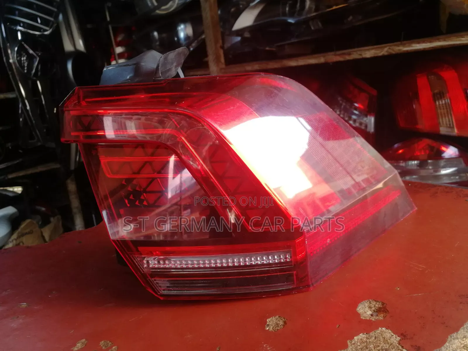 Back/Rear Lights for Volkswagen Tiguan Model 2015-2020.