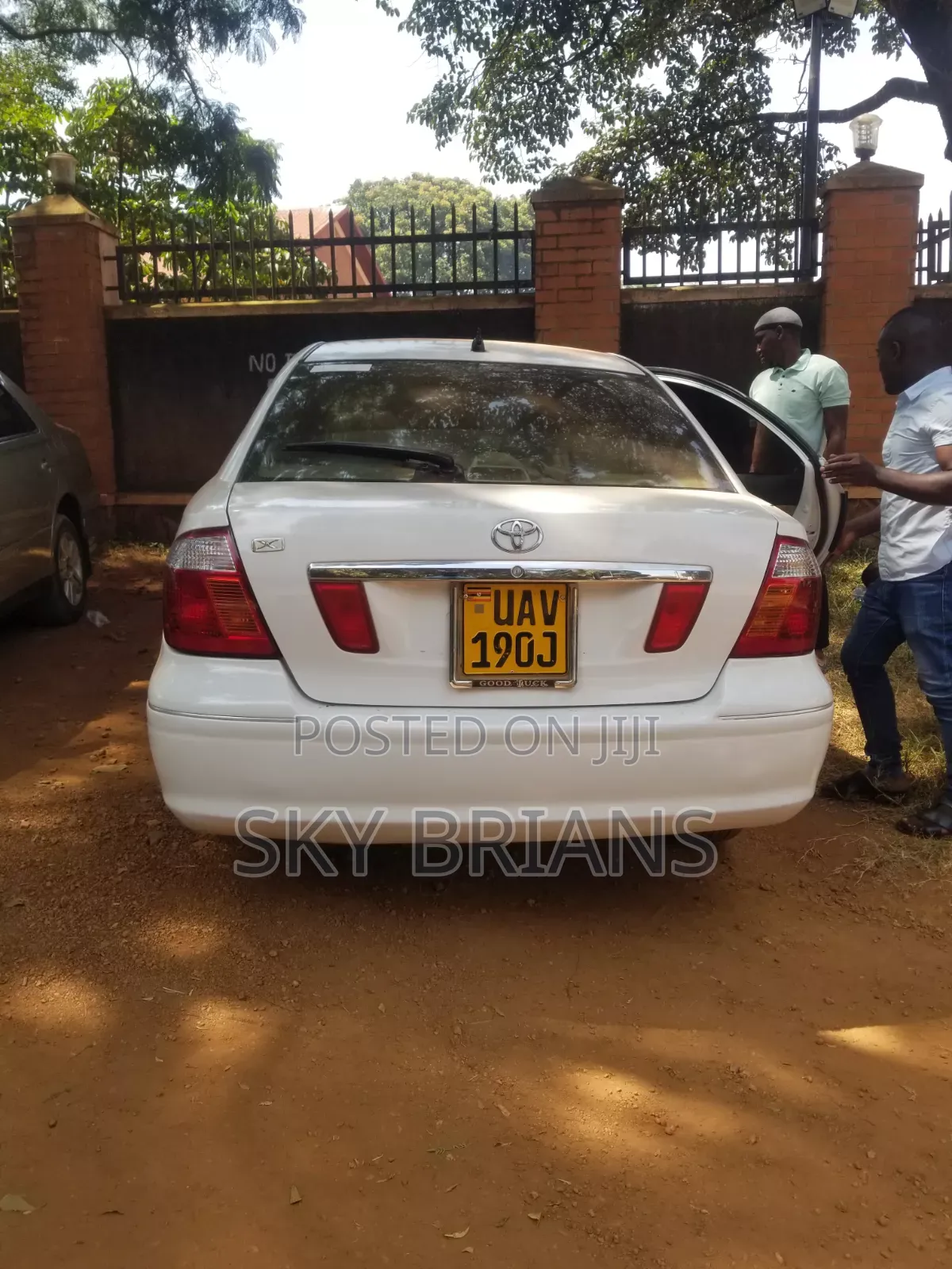 Toyota Premio 1.8 AWD 2005 White