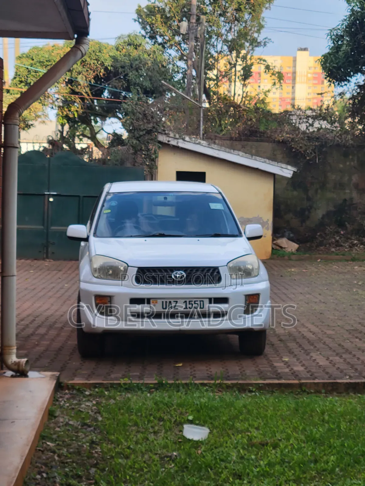 Toyota RAV4 2004 White