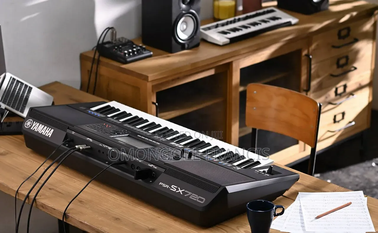 For Sell :Brand New Yamaha PSR Sx920 at Allow Price