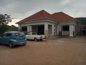 Furnished 4bdrm House in Kira for sale