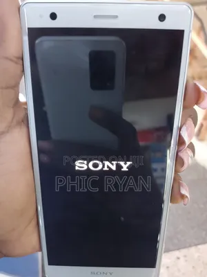 Sony Xperia XZ2 64 GB Silver