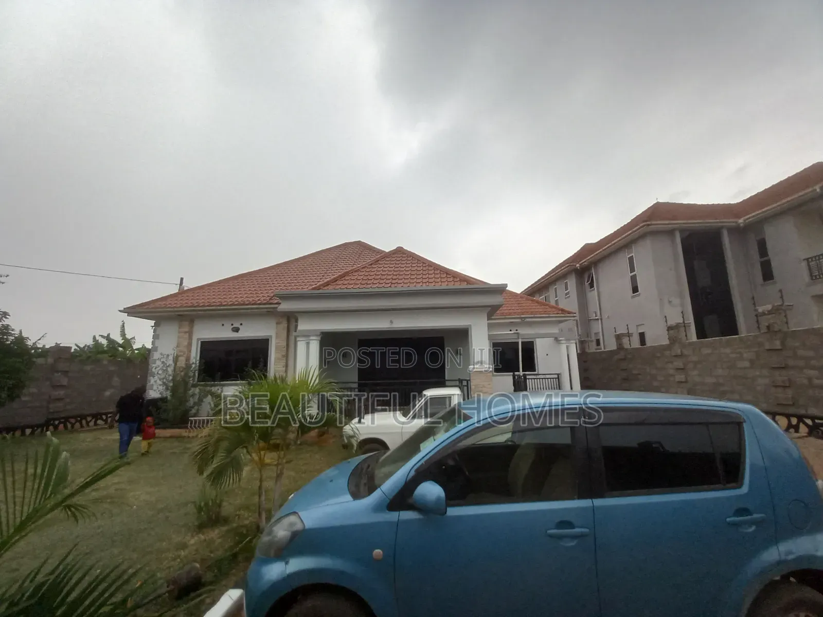 Furnished 4bdrm House in Kira for sale