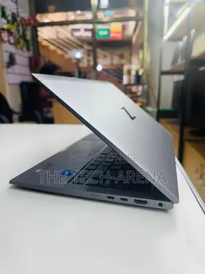 New Laptop HP ZBook 14 8GB Intel Core i5 SSD 256GB