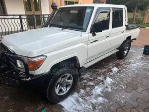 Toyota Land Cruiser 2019 White