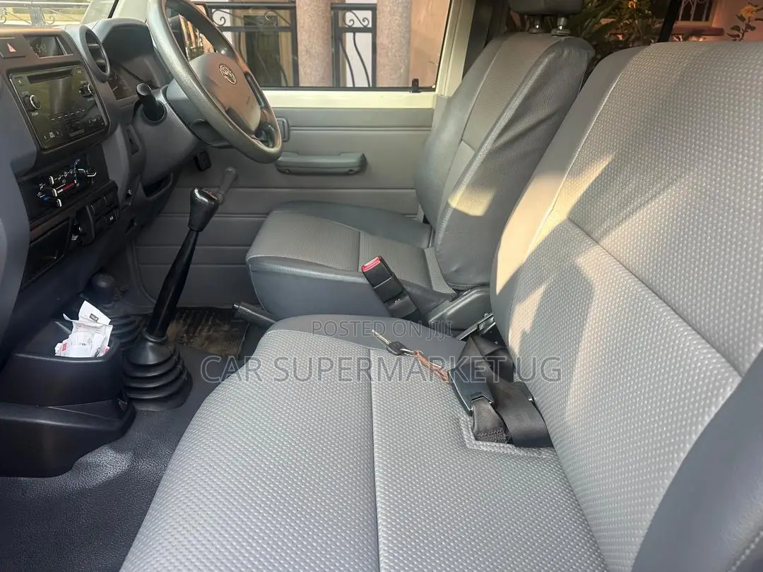 Toyota Land Cruiser 2019 White