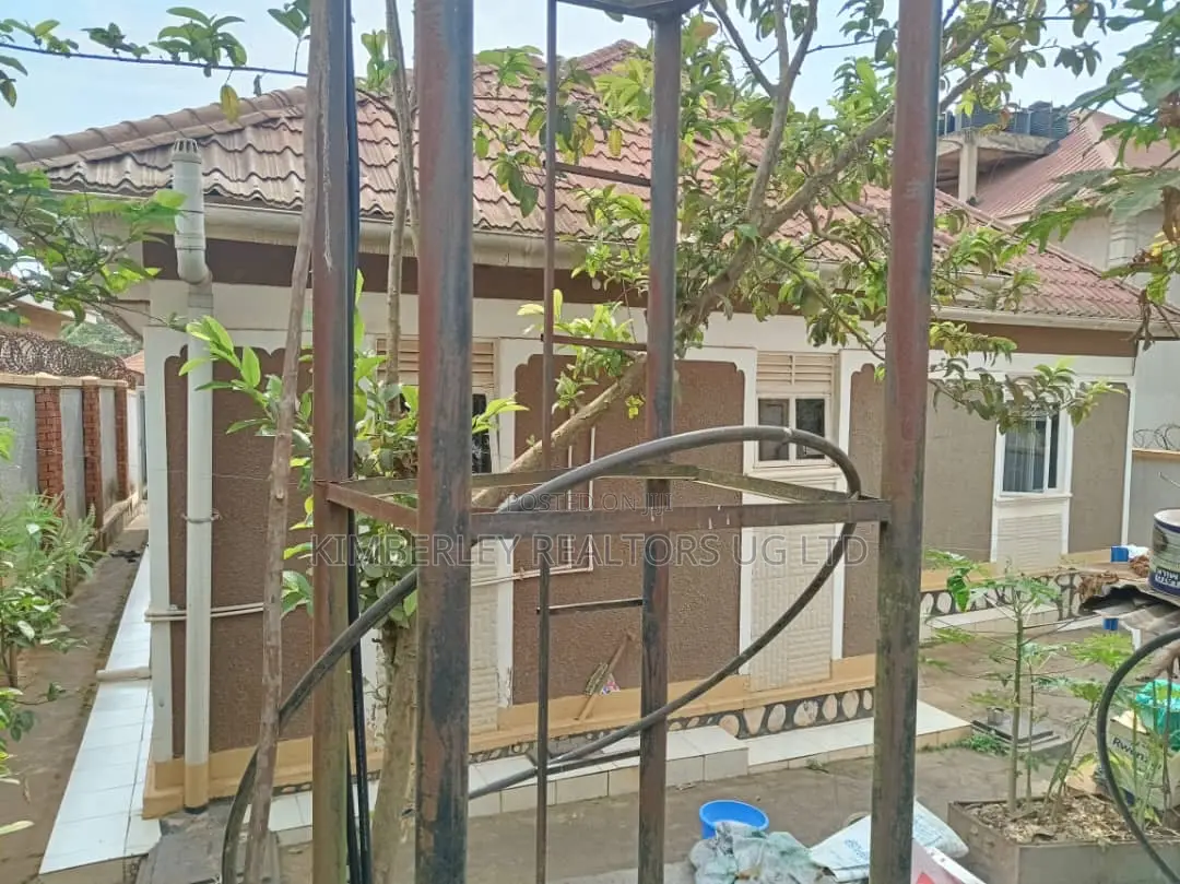 4bdrm House in Seeta-Namuganga for sale