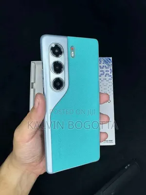 New Tecno Camon 40 Pro 5G 256 GB Blue