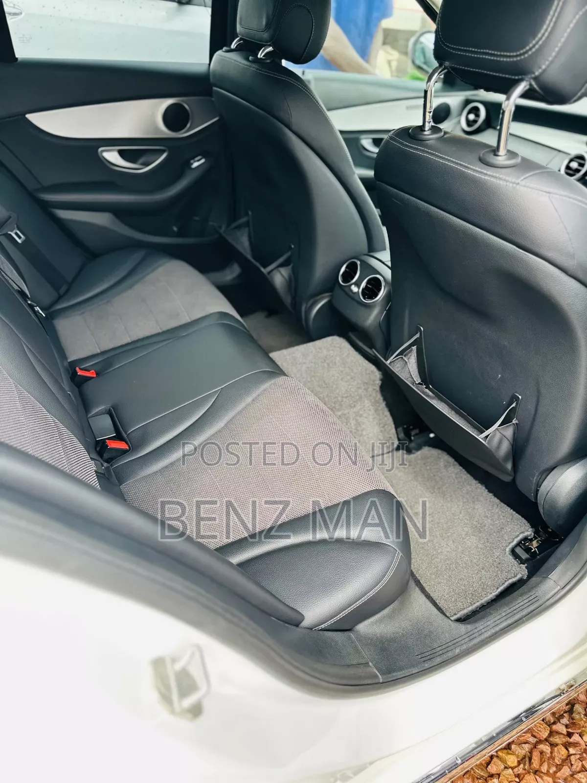 Mercedes-Benz C180 2015 White
