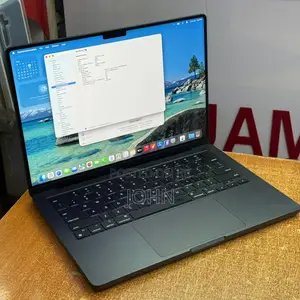 Laptop Apple MacBook Pro 2024 M3 Max 36GB Apple M3 Max SSHD (Hybrid) 1T