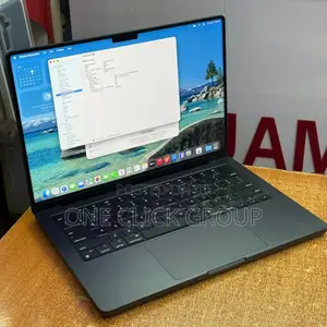 Laptop Apple MacBook Pro 2024 M3 Max 36GB Apple M3 Max SSHD (Hybrid) 1T