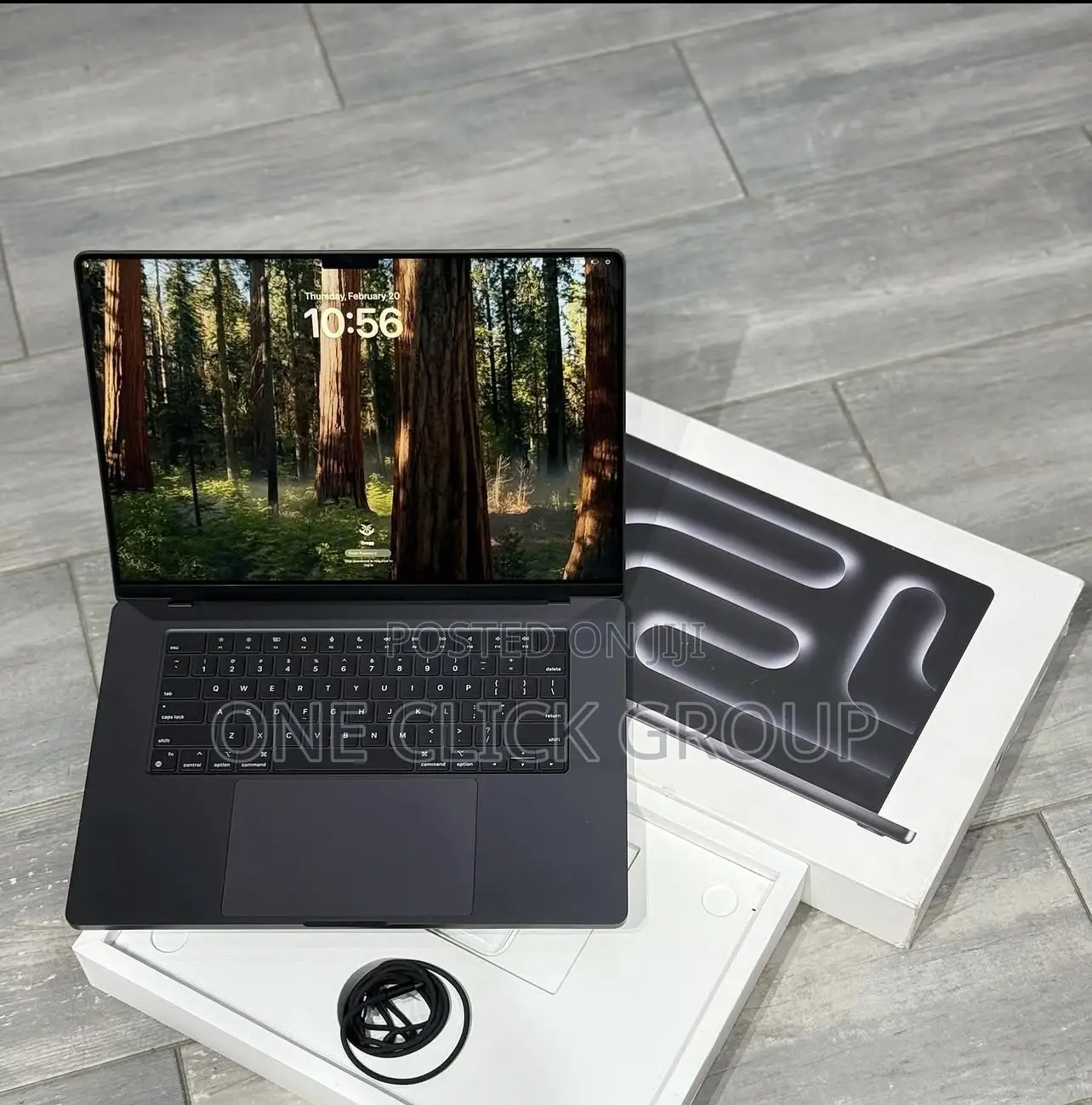 Laptop Apple MacBook Pro 2024 M3 Max 36GB Apple M3 Max SSHD (Hybrid) 1T