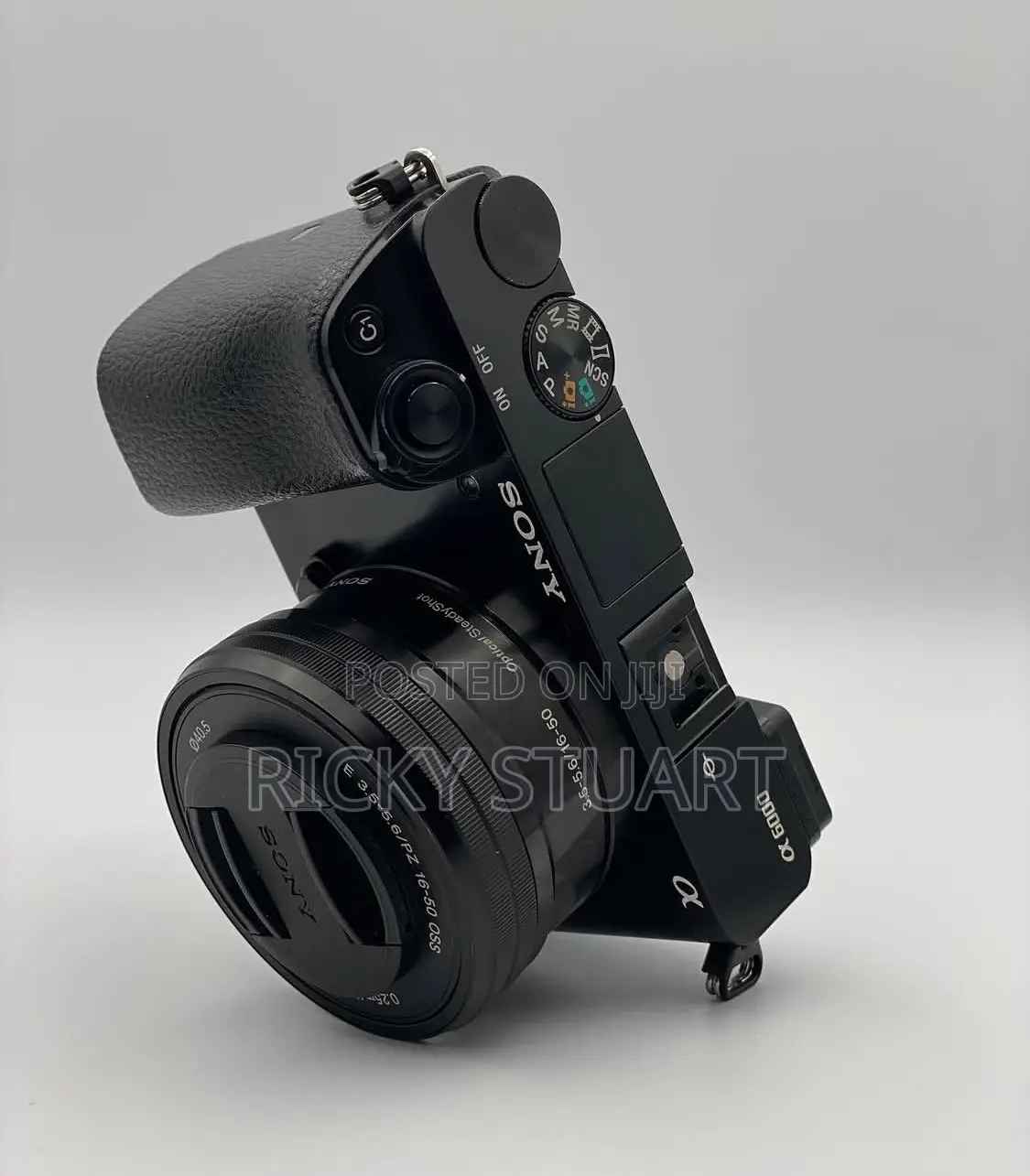Sony Alpha A6000 Mirrorless Digital Camera 24.3mp 16-50mm Zoom Lens