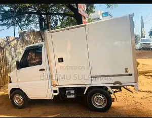 Mitsubishi Mirage 2005 White