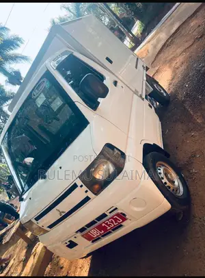 Mitsubishi Mirage 2005 White