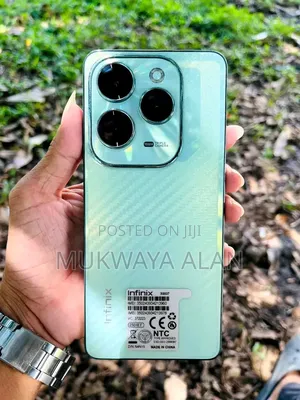 New Infinix Hot 40 Pro 256 GB Black