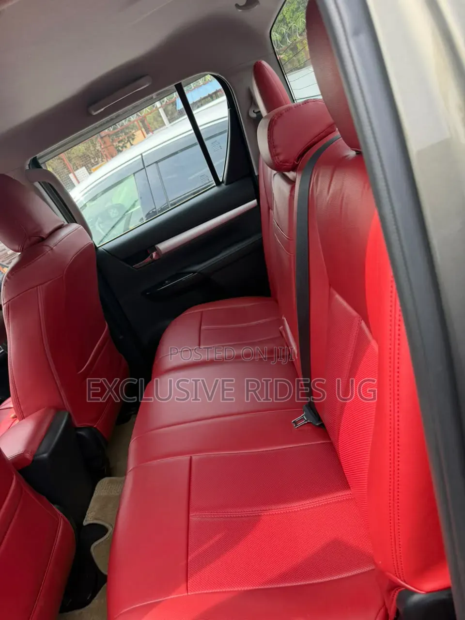 Toyota Hilux 2022 Gray