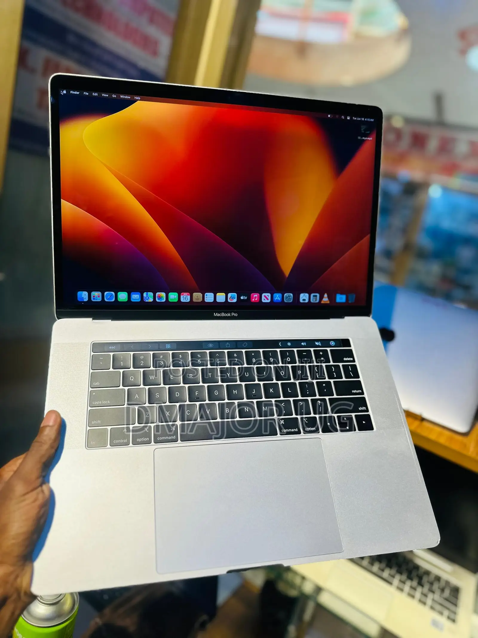 Laptop Apple MacBook Pro 2017 16GB Intel Core i7 SSD 256GB
