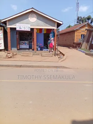 Land for Sale in Makindye Mubaraka