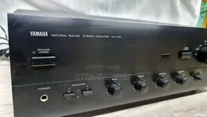 Clean Yamaha Ax-470 Natural Sound Stereo Integrated Amplifier