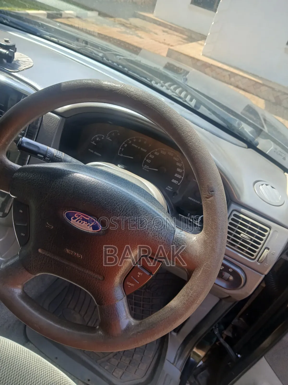 Ford Explorer Sport Trac 4x4 XLT Premium 2004 Black