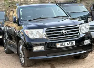 Toyota Land Cruiser 4.6 V8 ZX 2011 Black