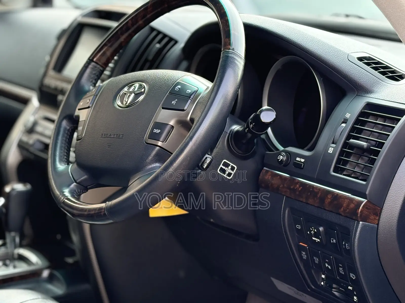 Toyota Land Cruiser 4.6 V8 ZX 2011 Black