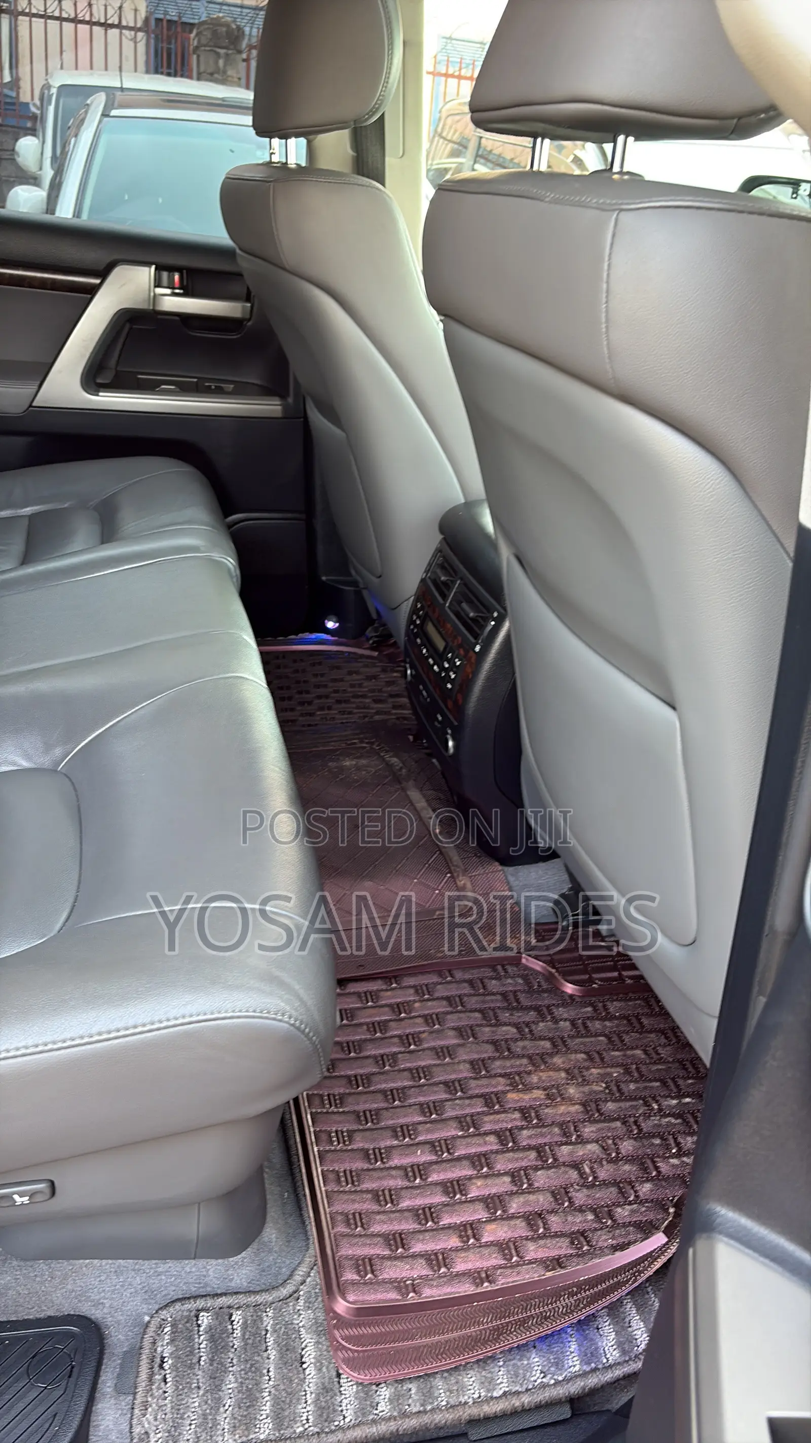 Toyota Land Cruiser 4.6 V8 ZX 2011 Black