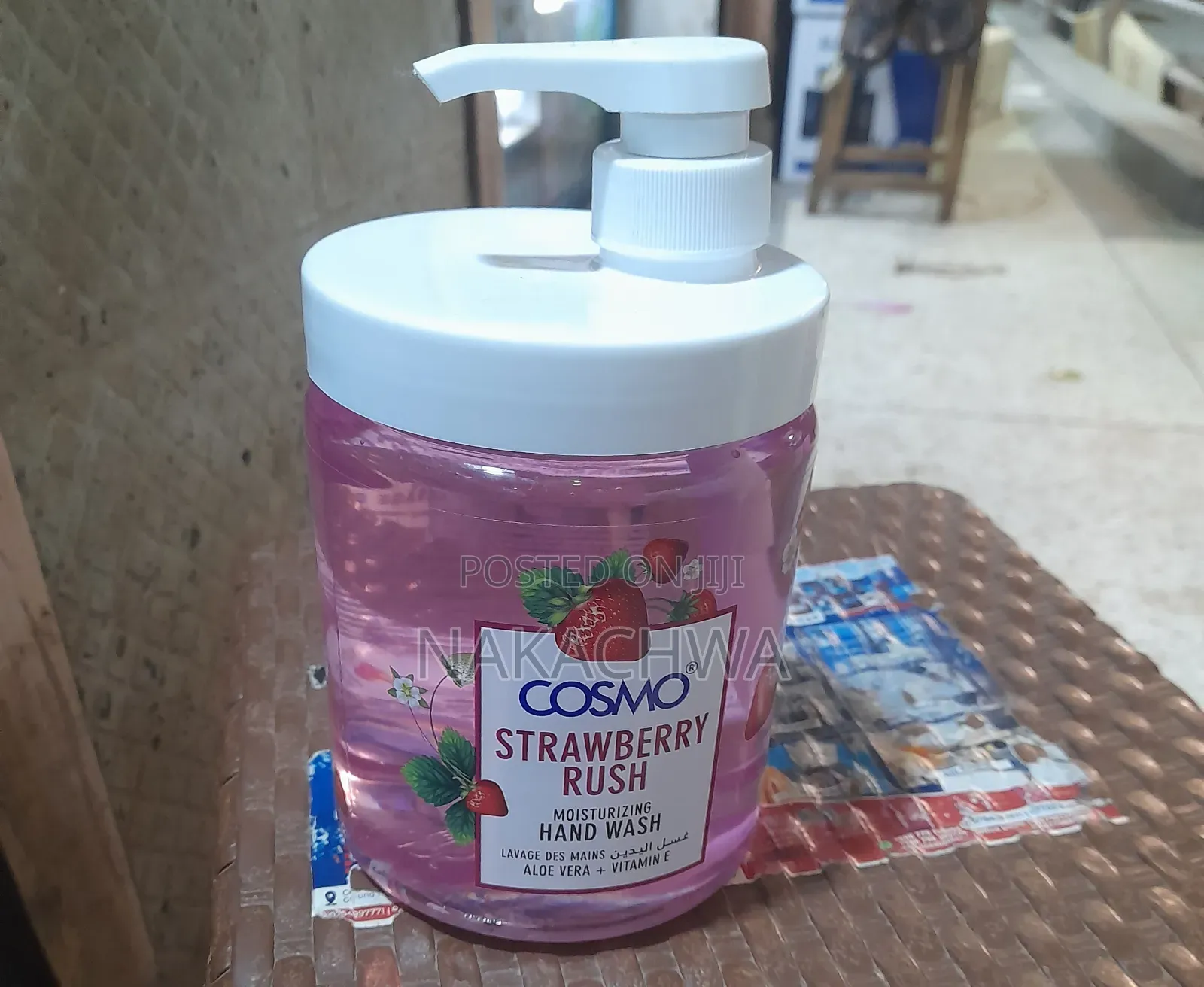 Cosmo Strawberry Rush Handwash Of 1000g