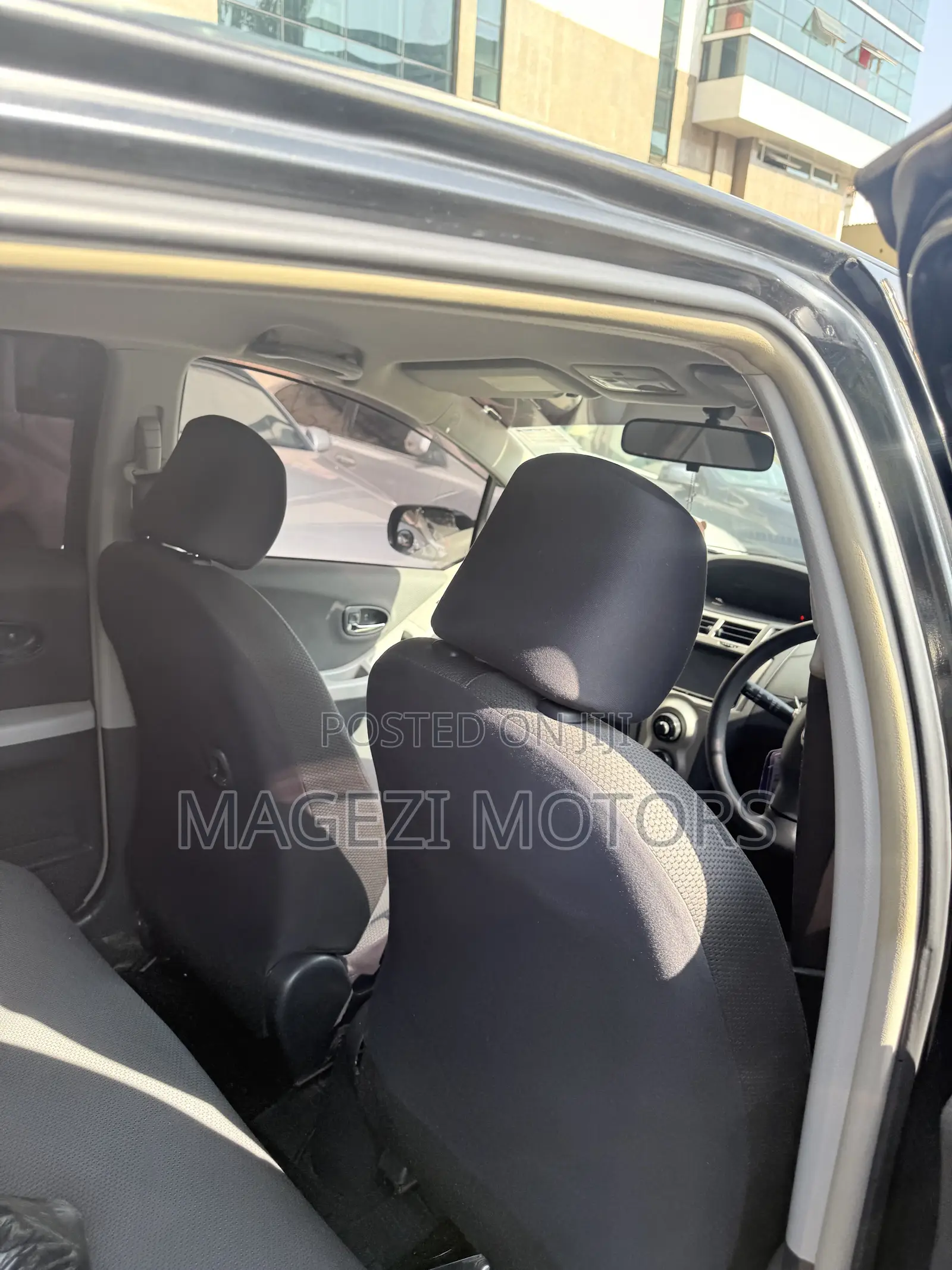Toyota Vitz 2010 Black