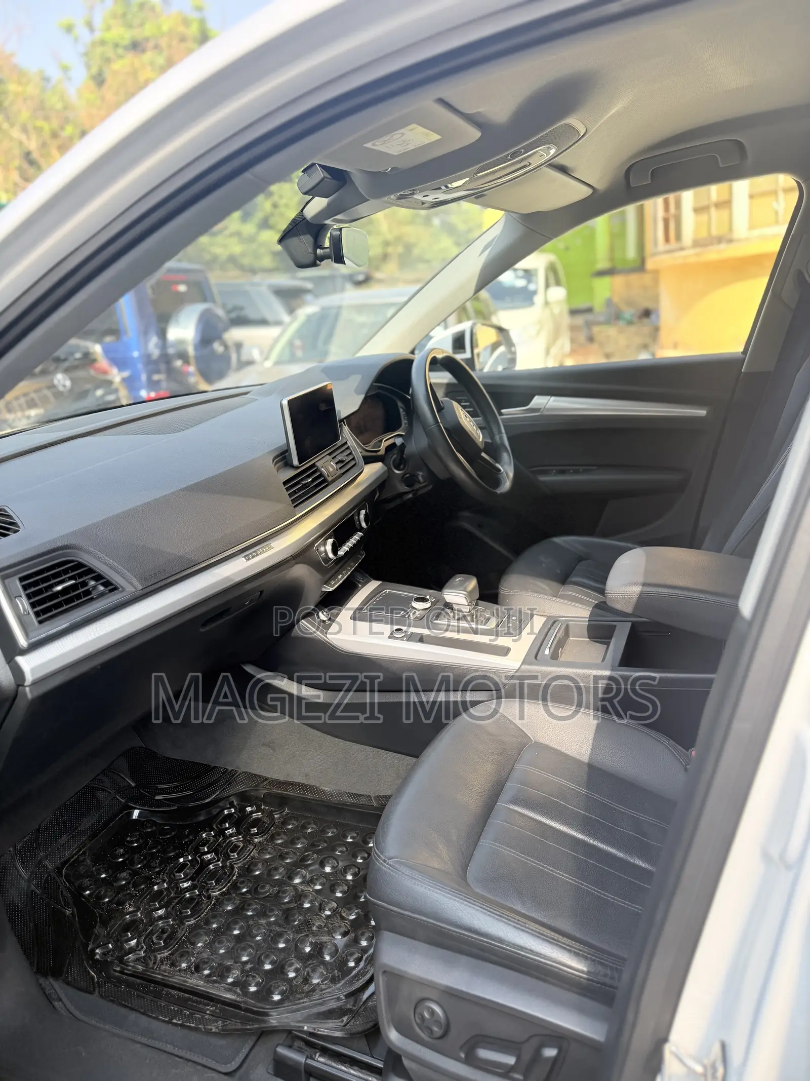 Audi Q5 2.0T Premium AWD quattro 2019 White