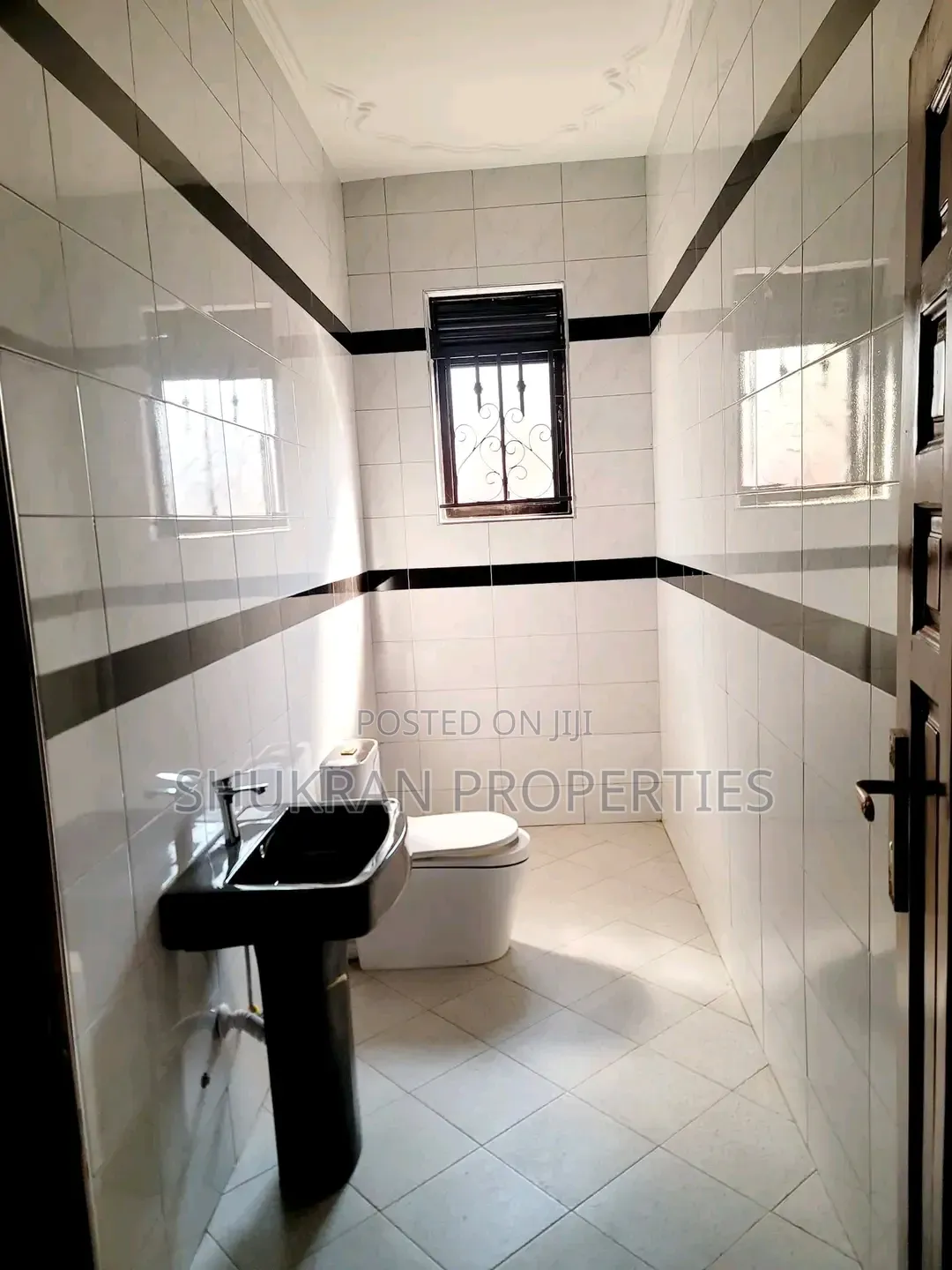 3bdrm Bungalow in Kira, Central Division for sale