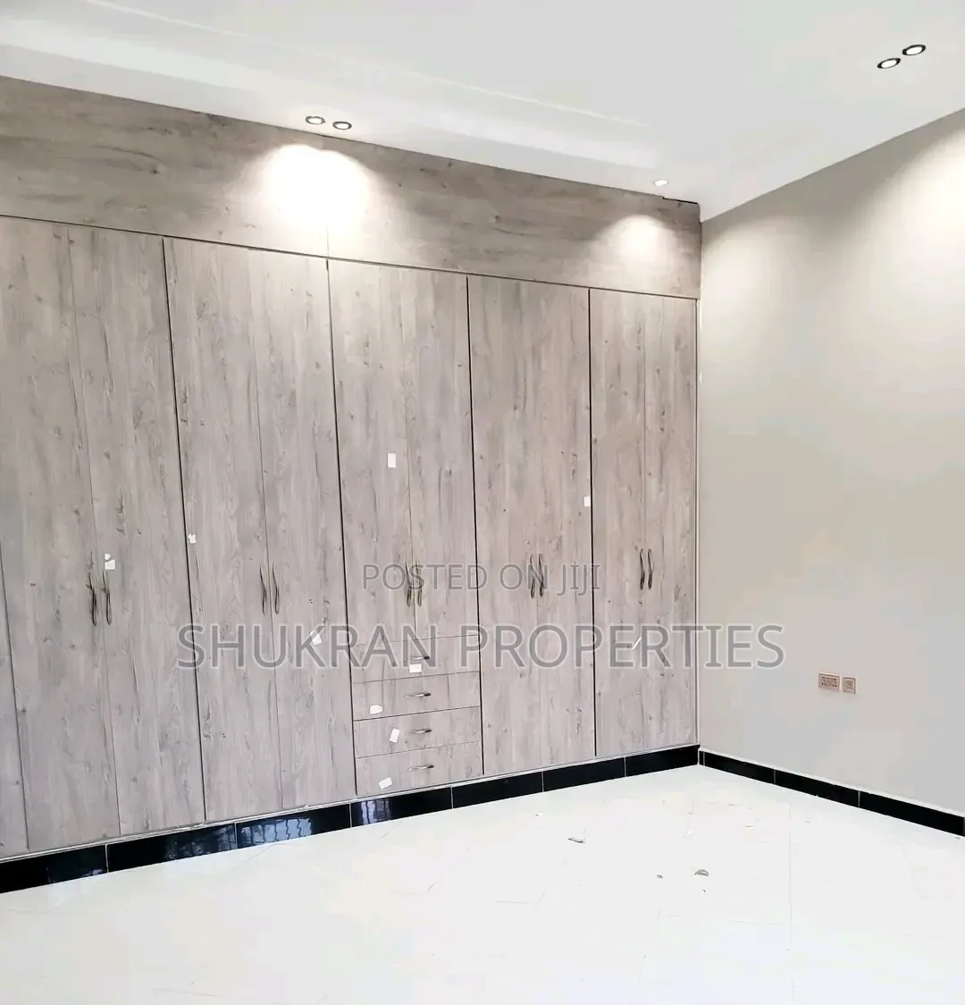 3bdrm Bungalow in Kira, Central Division for sale