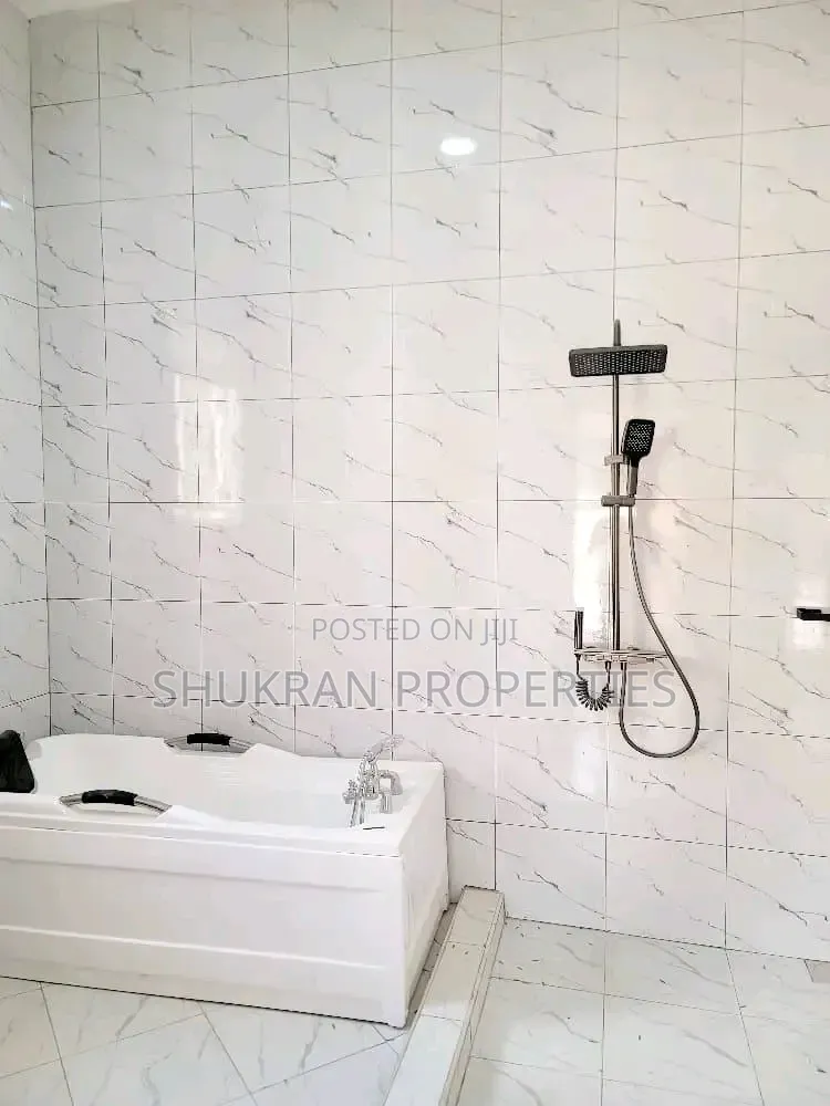 3bdrm Bungalow in Kira, Central Division for sale