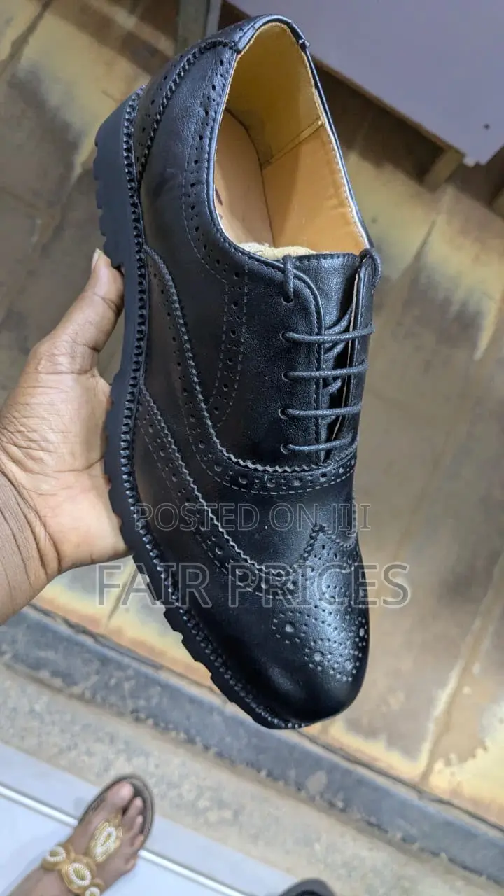 Merello Oxfords Laced Black Office Shoes