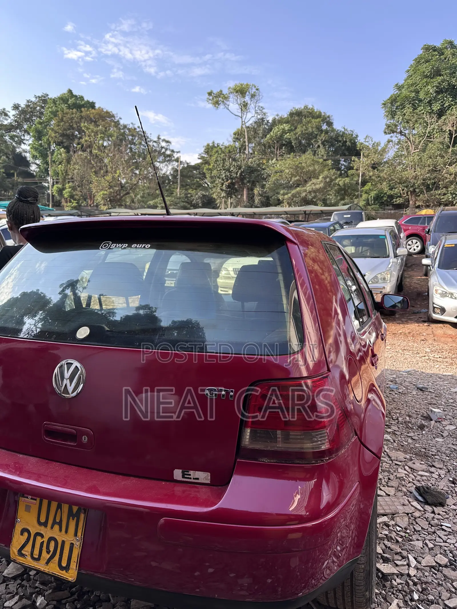 Volkswagen Golf 2003 Maroon