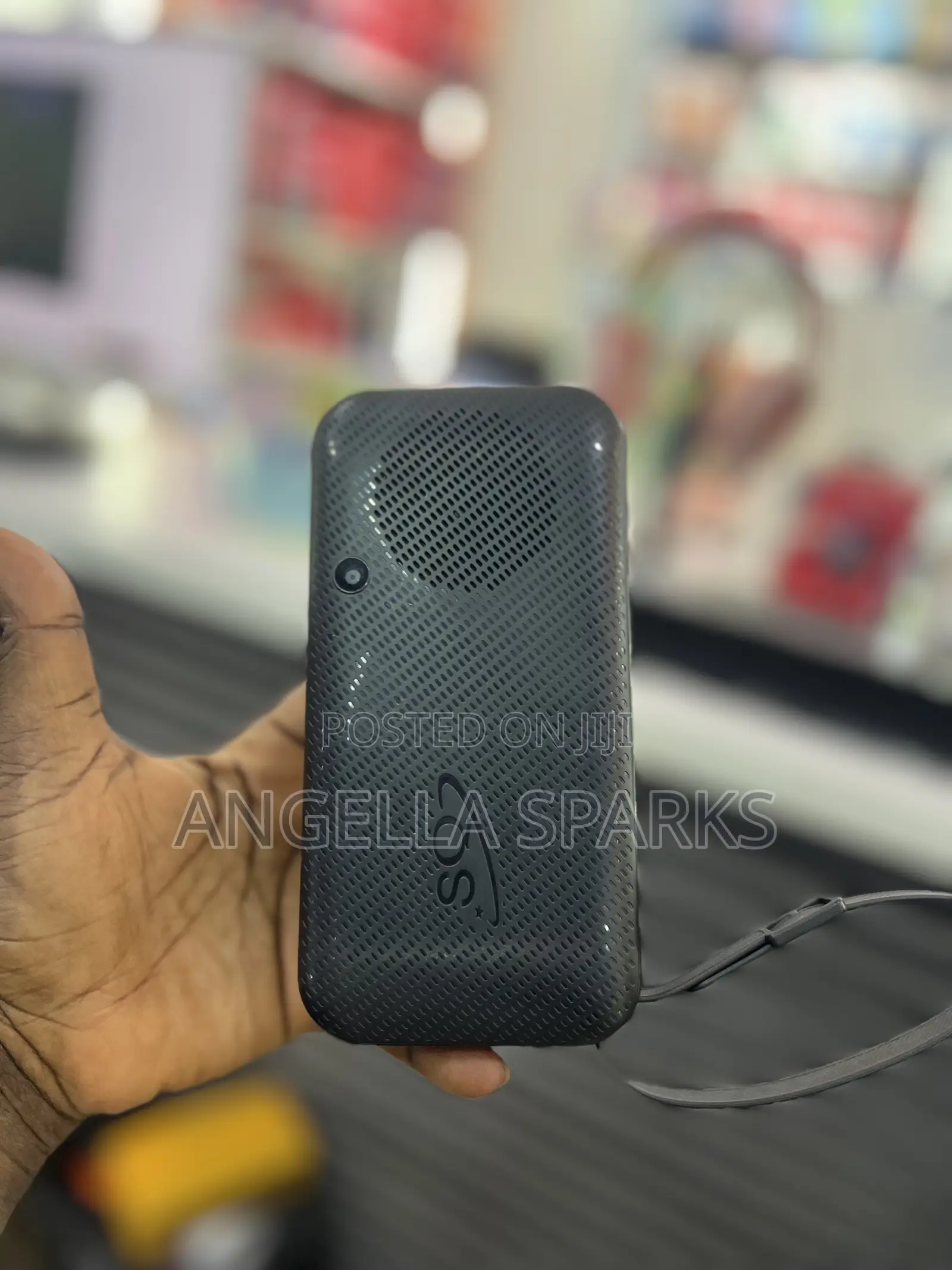 New SQ 1000L 8 GB Black