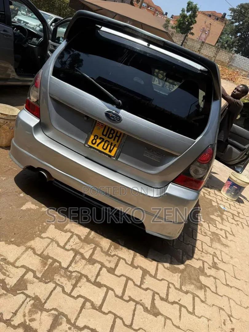 Subaru Forester 2006 Gray