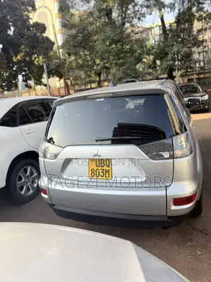 Mitsubishi Outlander 2010 Silver