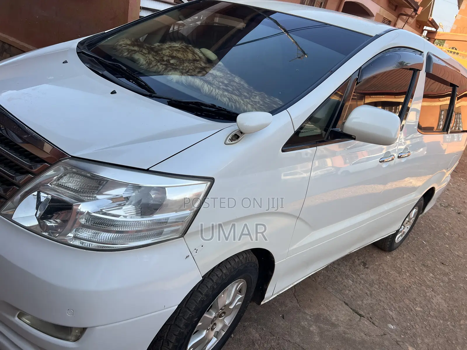 Toyota Alphard 2.4 Petrol AWD 2007 White