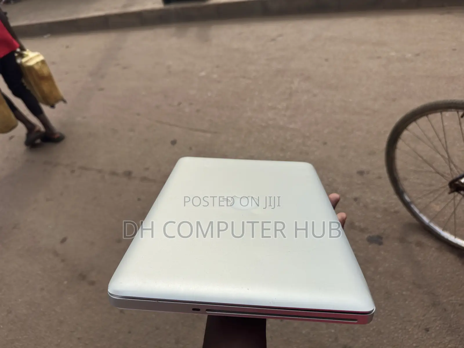 Laptop Apple MacBook Pro 8GB Intel Core i5 HDD 320GB