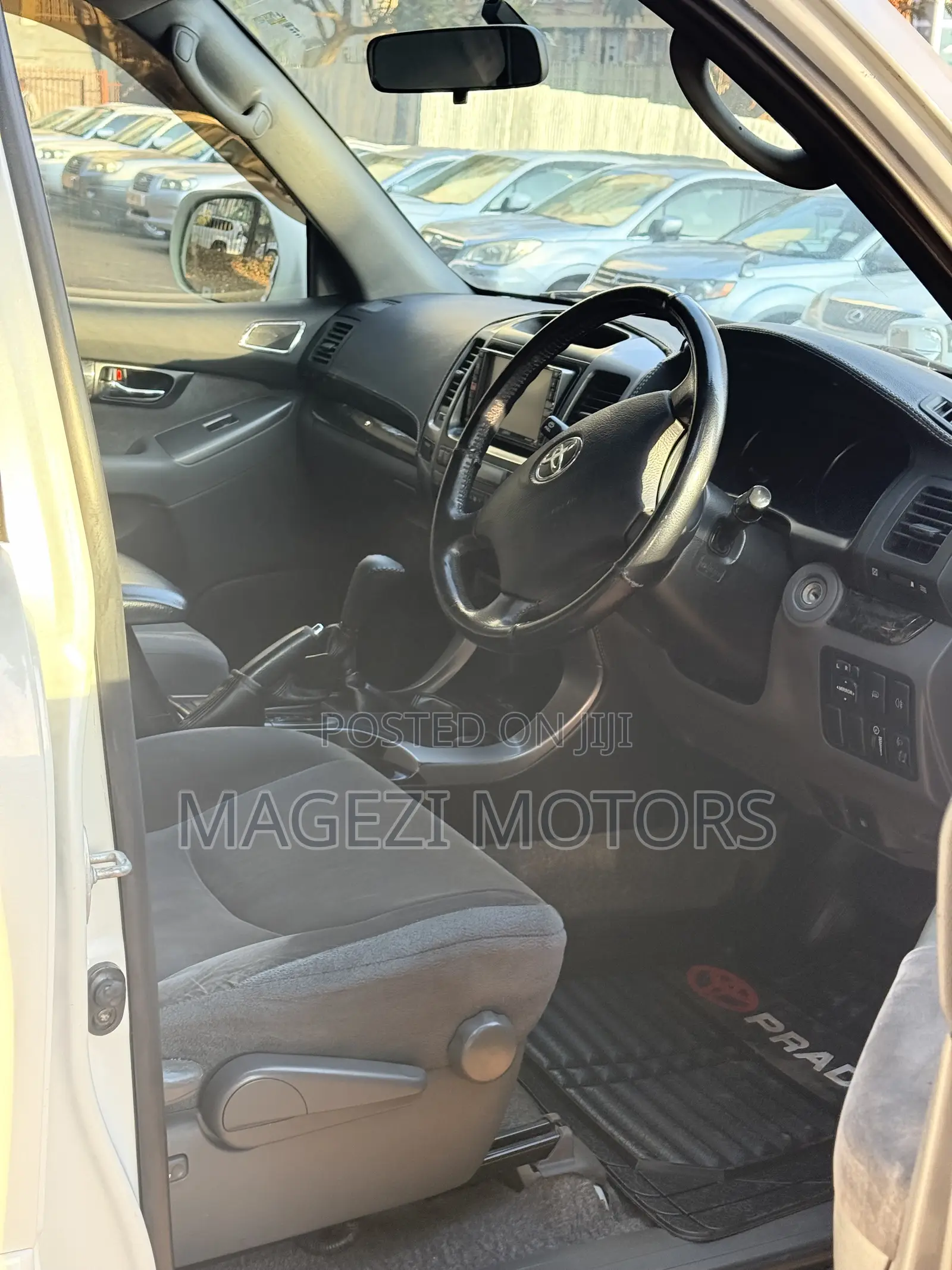 Toyota Land Cruiser Prado 2008 White