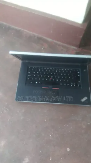 Laptop Lenovo A10 2GB AMD HDD 128GB