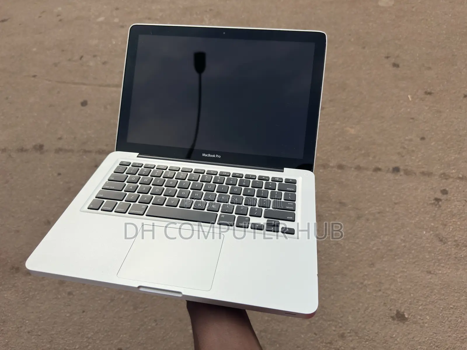 Laptop Apple MacBook Pro 8GB Intel Core i5 HDD 320GB