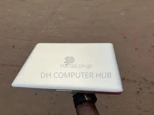 Laptop Apple MacBook Pro 8GB Intel Core i5 HDD 320GB