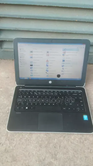 Laptop HP Pavilion TouchSmarT 14z 2GB Intel Core i3 HDD 128GB